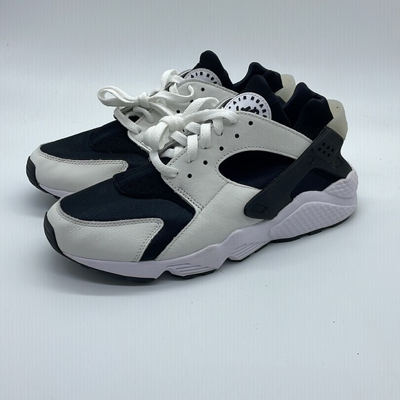 Nike Air Huarache Athletic Running Shoes Black White DD1068–001 - Picture 4 of 6